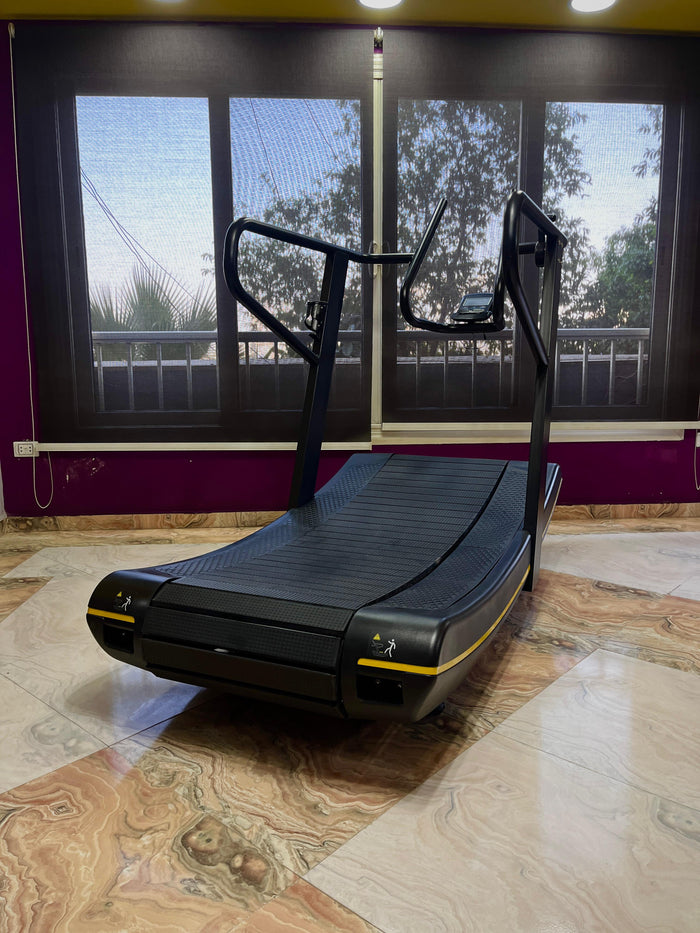 Curved Manual Treadmill